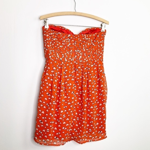 MINUET red/orange graphic art print strapless mini dress - Picture 2 of 10
